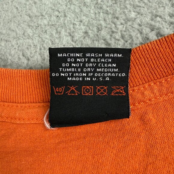 Vintage Harley Davidson T Shirt Mens Large Orange Eagle Catania Italia USA Y2K 1 - Picture 9 of 10